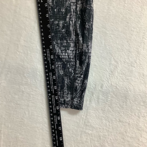 Lululemon Fast and Free High-Rise Tight 25" Lino Slide Alpine White Black Sz 4 - Picture 7 of 9